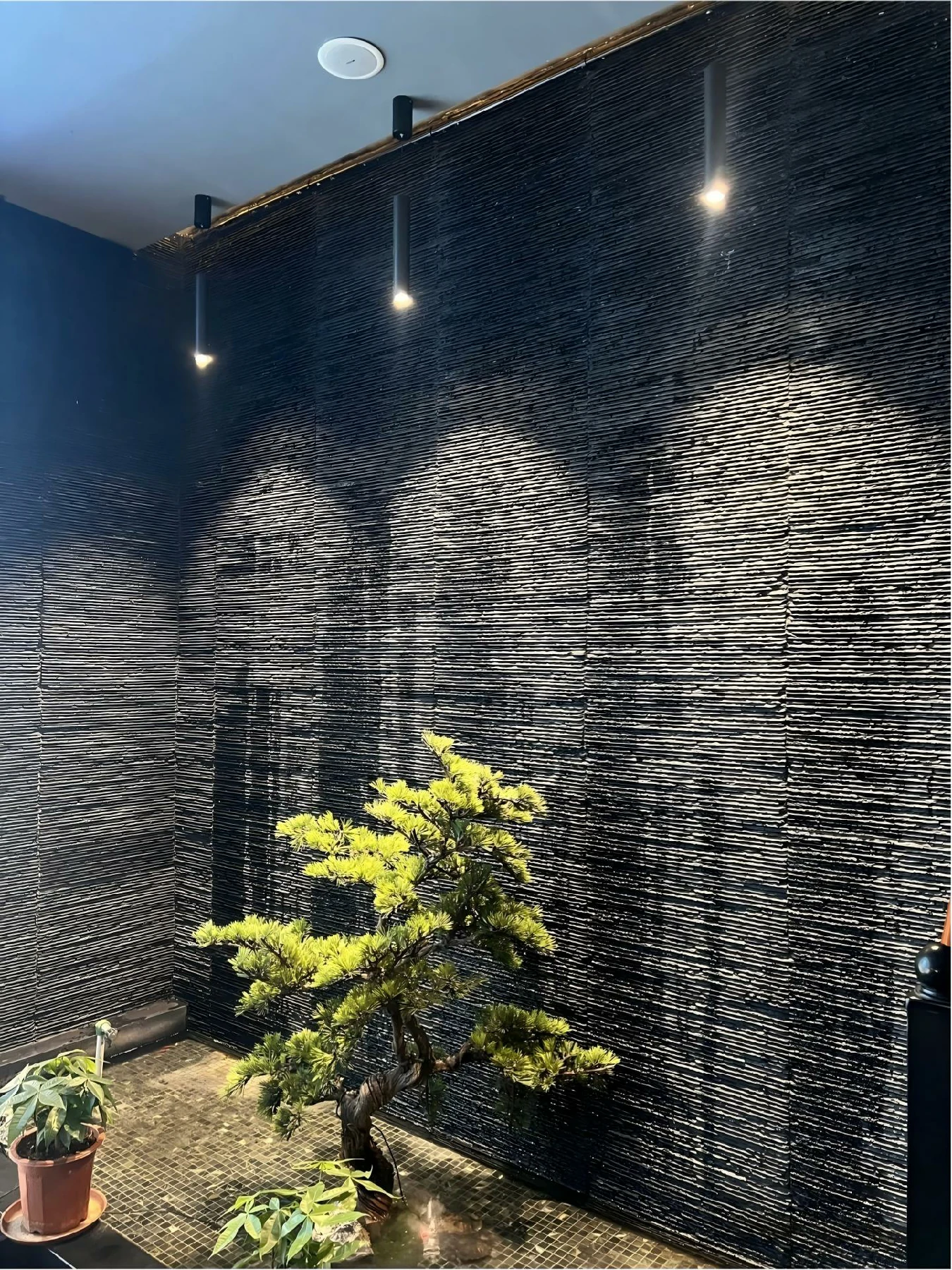 Modern stacked stone soft exterior