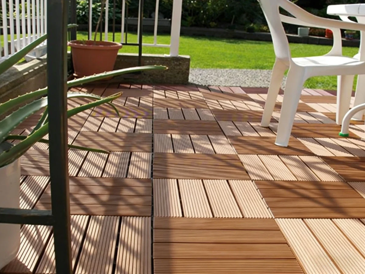 Outdoor WPC floor tiles supplier