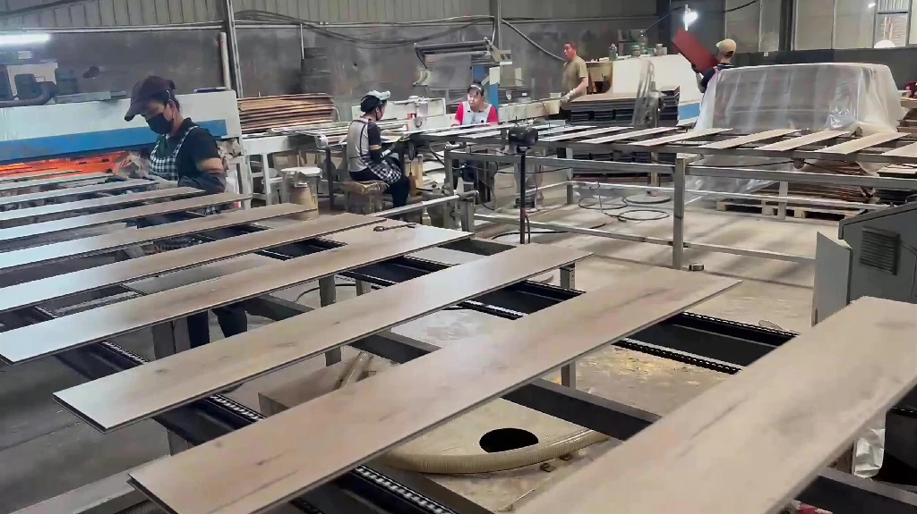 laminate-flooring-manufacturing-production-line