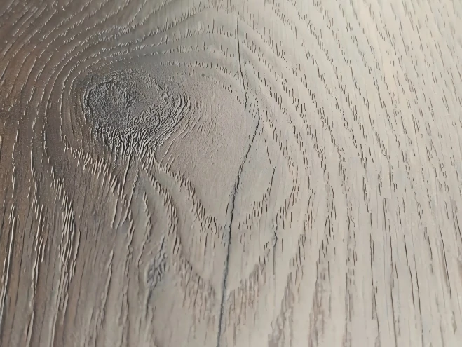 eir-laminate-flooring-surface-texture-close-up