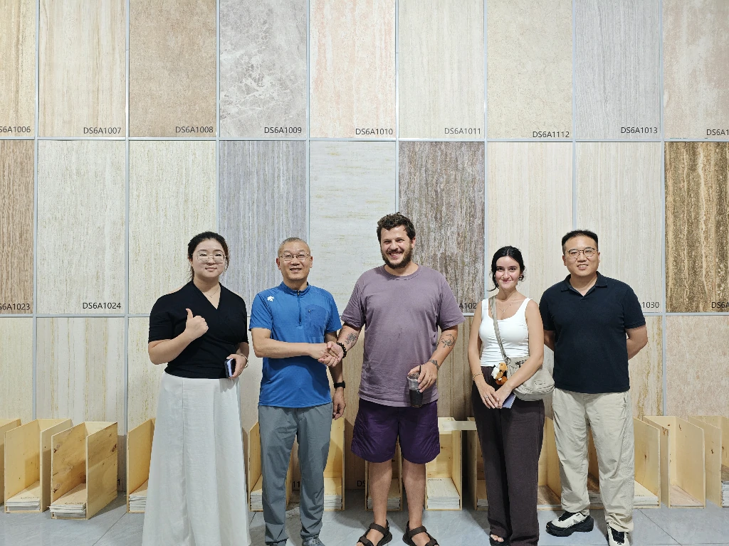 georgian-clients-visit-voyage-soft-stone-factory
